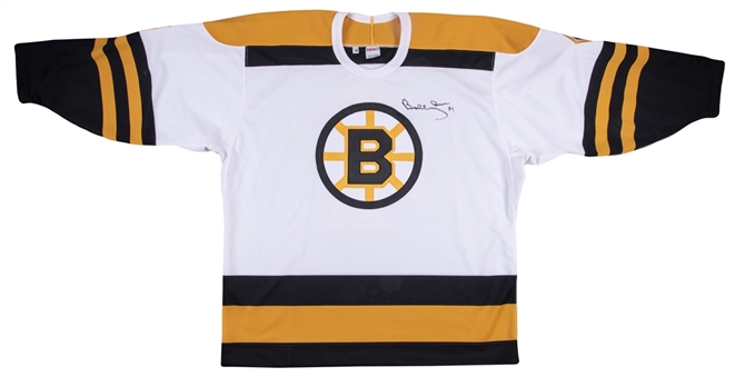 Bobby Orr Signed Boston Bruins Jersey (JSA)
